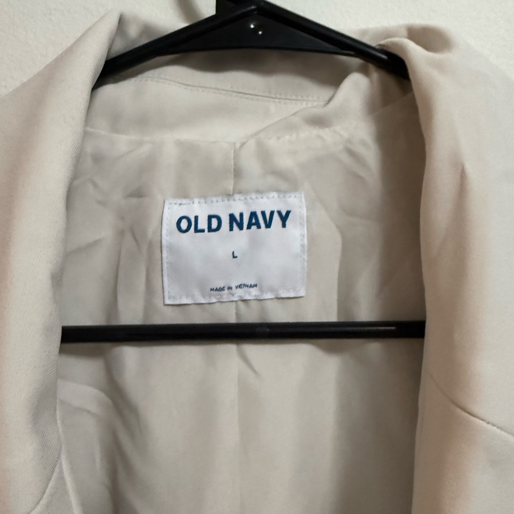 Old Navy Cream Blazer‎ - Picture 3 of 7